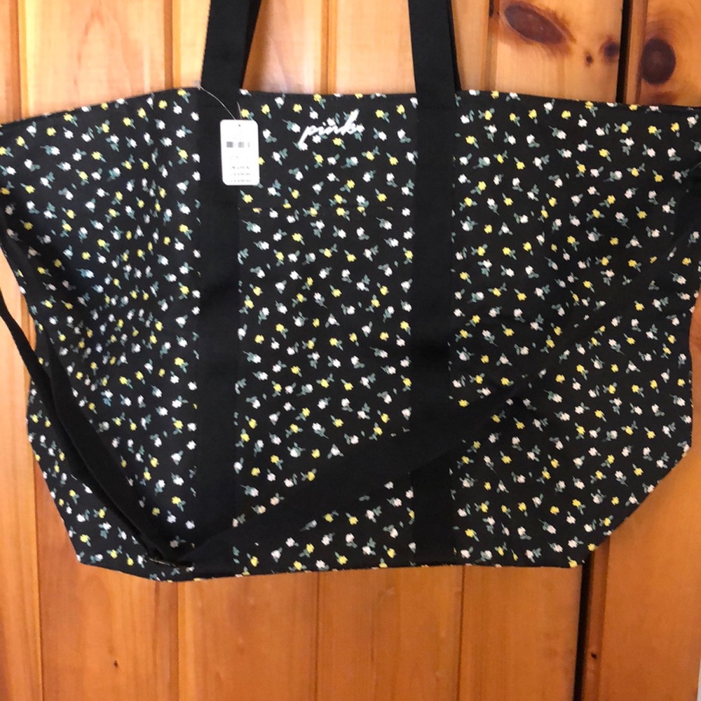 VS Pink Tote with crossbody strap NWT